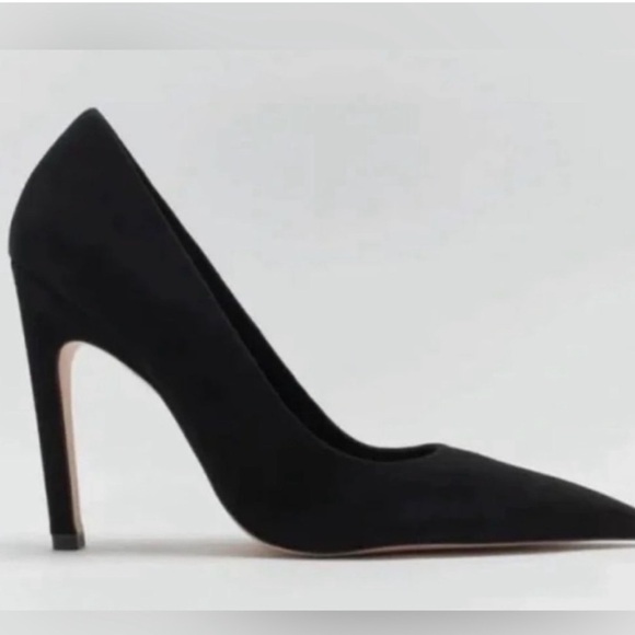 GOOD AMERICAN icon Pointed Toe Black Heels Suede High Heel Shoe 7.5 NEW $170 - Picture 3 of 5